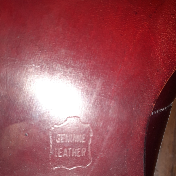 New never worn Stuart McGuire loafers. - Picture 2 of 7